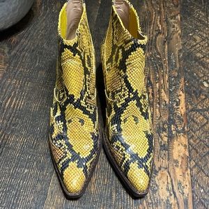 Sam Edelman Winona Yellow Snake Skin Cowboy Booties